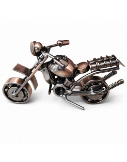 Декоративна фигурка от метал – мотор с въртящи се гуми